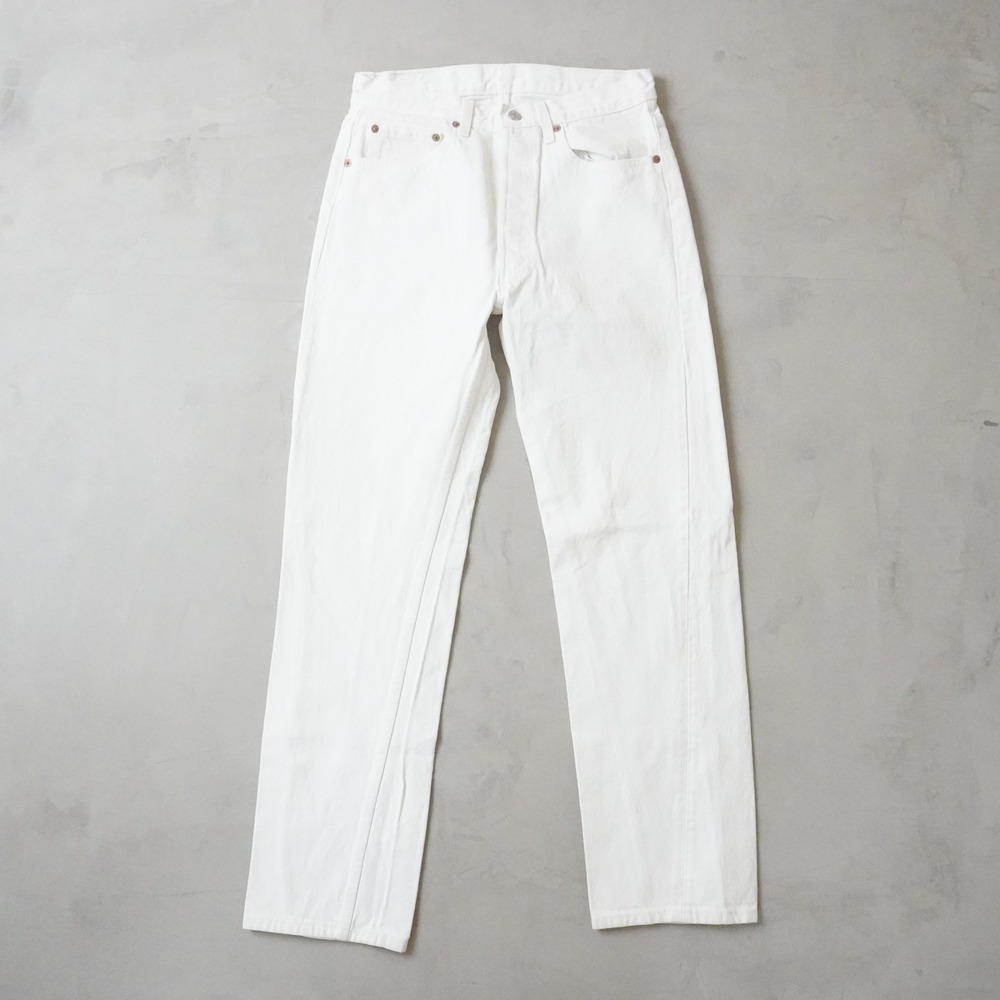 Vintage Levis 501 Jeans 31x32 Mens 90s White Straight Leg USA Made Button Fly